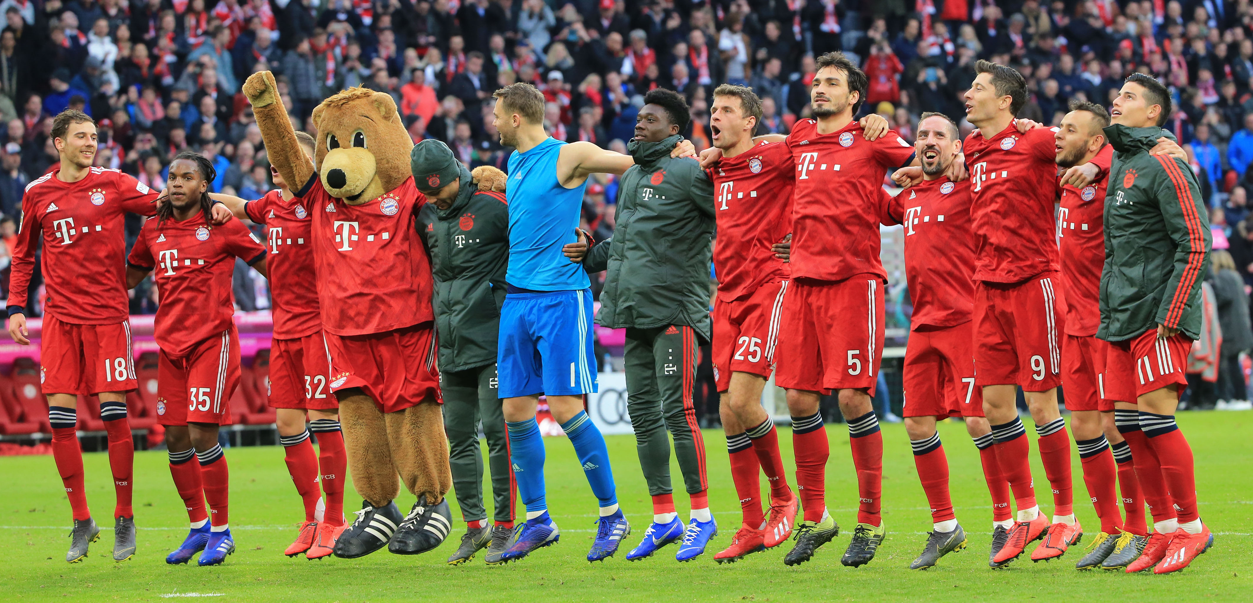 埃尔切主帅：我们球场太长了，不好限制姆巴佩和维尼修斯反击（埃尔切主帅：球场过长，难以遏制姆巴佩与维尼修斯的反击）