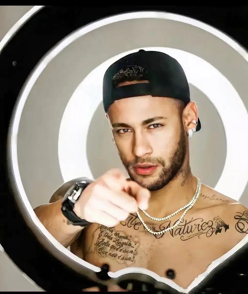 苏炳添60米什么水平？仅从数据上来看他就是历史第一！（苏炳添60米到底有多强？数据直指历史第一）